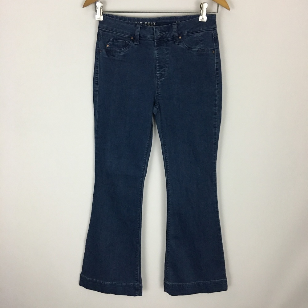 Laurie Felt Petite Silky Denim Flare Pull-On Jean